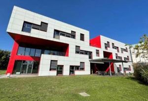 Location bureaux Dardilly - Proche A6, bus C9 et métro ligne D
