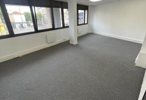 Vente bureaux Courbevoie - Proche Tram T2 et La Défense