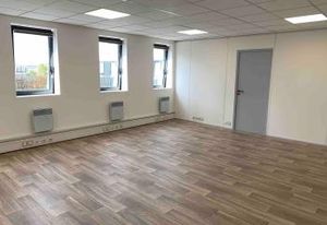 Location bureau Nanterre - Proche bus et Défense