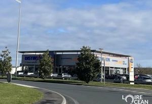 Local commercial à louer Cholet - Rond-point très passant