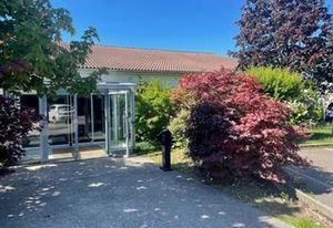 Location bureaux Saint-Maurice-de-Beynost - Proche gare et autoroutes