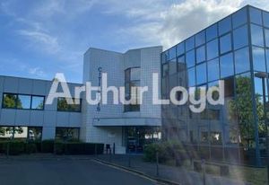 Location bureau Hérouville-Saint-Clair - Proche transports