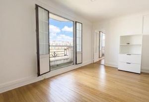 Bureau à louer Paris 17 - Proche périphérique et métro Porte Maillot