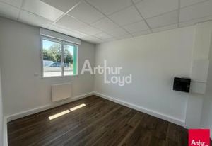 Local d'activité neuf à louer Noyal-Châtillon-sur-Seiche - 5 min de Rennes