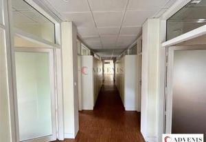 Vente bureaux Bordeaux centre Caudéran - Proche commerces et transports