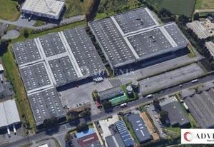 Location entrepôt Toufflers - 38 quais - Proximité A22