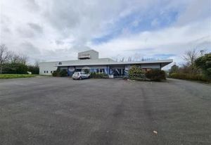 Bâtiment industriel à vendre Plounévez-Moëdec - Proche RN12