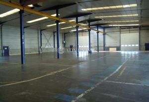 Bâtiment d'activités à vendre Notre-Dame-d'Oé - Proche A10 et A28