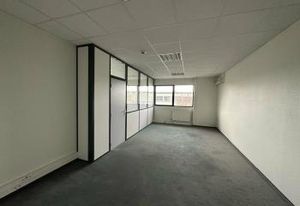 Location bureaux Niederhausbergen - Proche autoroute A4 et bus