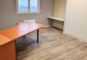 Location bureaux Yffiniac - Proche RN12 et Saint-Brieuc