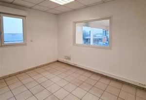 Location bureaux Yffiniac - Proche RN12 et Saint-Brieuc