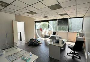 Local d'activité à vendre Tremblay-en-France - Proximité A104 et A1