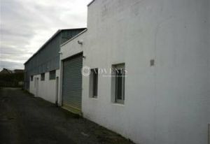 Location local d'activité Saint-Brieuc - Proche RN12 et centre-ville