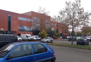 Location bureaux Colomiers - Proche transports en commun et zone commerciale