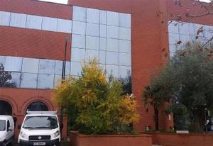Location bureaux Colomiers - Proche transports en commun et zone commerciale