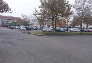 Location bureaux Colomiers - Proche transports en commun et zone commerciale