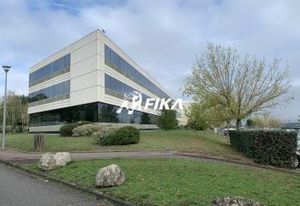 Location bureaux Toulouse - Proche rocade et bus