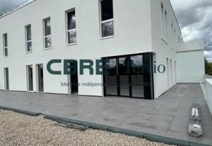 Vente bureaux Saint-Cyr-sur-Loire - Proche Tours - Parking privé