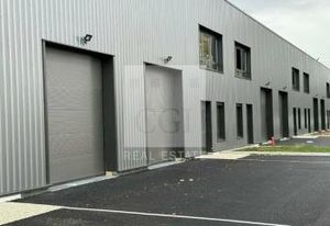 Local d'activité à louer Bourgoin-Jallieu - Proximité A43