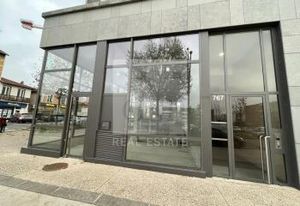 Bureaux à vendre Sathonay-Camp - Proche bus 9, 33, 77 et ZI4