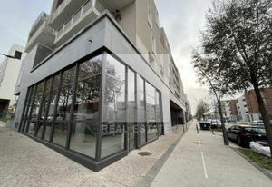 Bureaux à vendre Sathonay-Camp - Proche bus 9, 33, 77 et ZI4