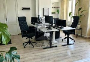 Location bureau Bordeaux centre - Proche tram et bus