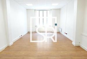 Location bureaux hyper-centre Clermont-Ferrand - Tram, bus, gare