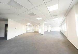 Bureaux à louer Lyon 9 - Proche A6, bus, métro et gare de Gorge de Loup