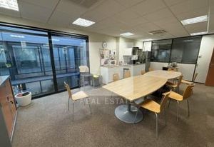 Location bureaux Pusignan - Proche A432 et Aéroport St Exupéry