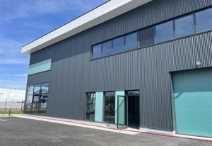 Cellules d'activité/showroom à vendre Ostwald - Proximité La Vigie