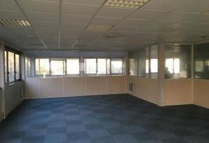 Location bureaux Saint-Avertin - Proche autoroute
