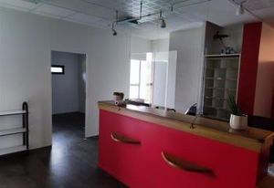 Vente bureaux Saint-Nazaire, proche polyclinique, accès facile et stationnement