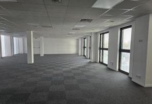 Location bureaux Tours - Proche bus, tram et autoroute A10