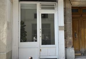 Local commercial à louer Paris 5 - Double accès rue et cour
