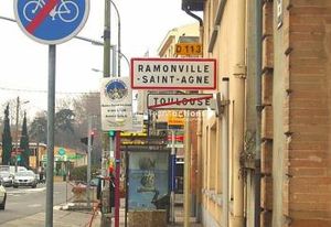 Vente murs commerciaux loués Ramonville centre-ville