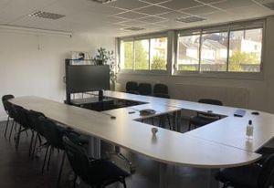 Vente bureaux Tours centre - Tramway, bus et périphérique à proximité