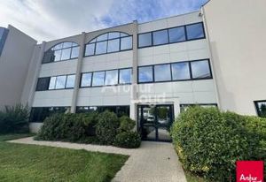Location bureaux Saint-Grégoire - Proche rocade et bus