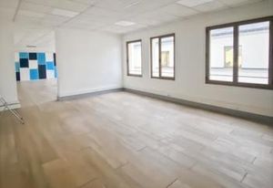 Location bureau Paris 10 - Proche métro Poissonnière