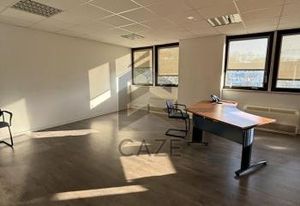 Bureaux à vendre Bruges - Proche rocade et transports en commun