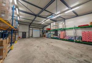 Local d'activité à vendre Taden - Proche D2 et D168
