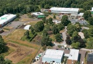 Bâtiments divisibles à vendre Val-de-Reuil - Proche forêt de bord