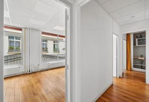 Location bureau Paris 9 - Proche gare Saint-Lazare