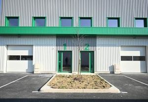 Location cellule d'activité Mions - Proximité A46 et A43