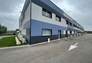 Local d'activité à louer Dagneux - 3 parkings extérieurs