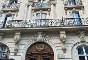 Location bureaux Paris 9 - Proche Métro et Gare Saint-Lazare