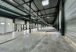 Location bâtiment d'activité Bourgoin-Jallieu - Proximité A43