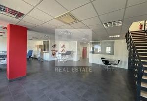 Local d'activités à vendre Vénissieux - Parc sécurisé Est lyonnais