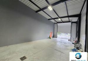 Local d'activité à louer Camon - Accès rocade et A16