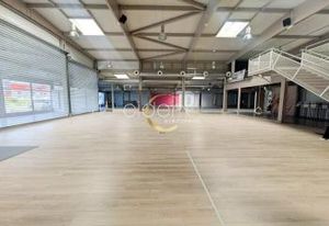 Vente local commercial Cournon-d'Auvergne - Proche axes autoroutiers