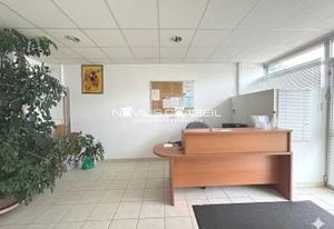Local commercial à vendre Lespinasse - A620 et bus